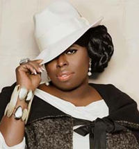 Angie Stone is Pissed at Dâ€™Angelo