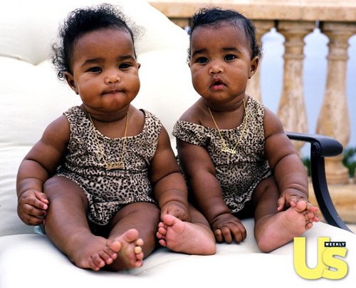 Diddyâ€™s twin girls Jessie James and Dâ€™Lila in US Weekly