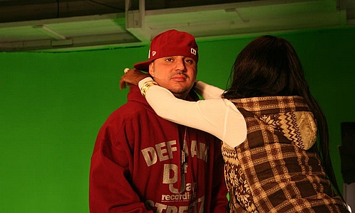 DJ Felli Fel on set of â€œGet Buck In Hereâ€