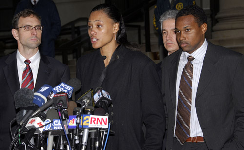 ATHLETE MARION JONES BEGINS SERVING PRISON SENTENCE