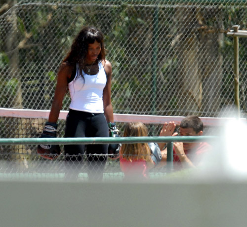 Naomi Campbell box training in Uruguay