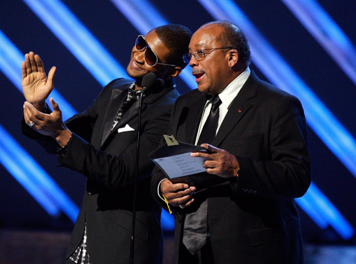 Usher & Quincy Jones present an award at the 50th Annual Grammys