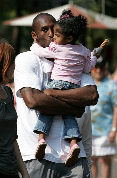 kobe bryant wife and kids. As you can see Kobe isn#39;t