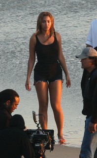 Beyonce on the set of new video