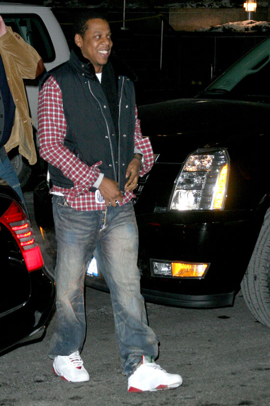 Jay-Z // Arriving at Knicks game