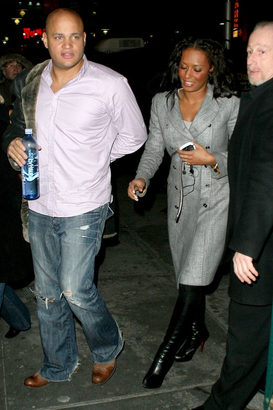 Mel B & Stephen Belafonte // Arriving at Knicks game in New York