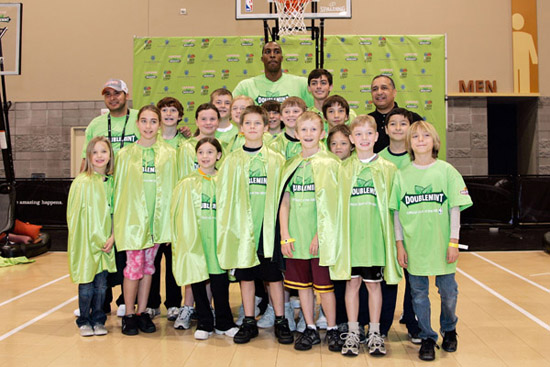 Dwight Howard and a group of kids // Doublemint Gum "Jam Session"