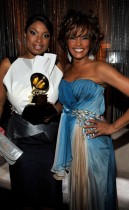Jennifer Hudson & Whitney Houston // 2009 Grammy Awards (Backstage)