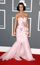 Katy Perry // 2009 Grammy Awards Red Carpet