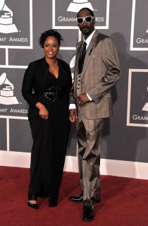 Snoop Dogg & (wife) Shante Broadus // 2009 Grammy Awards Red Carpet