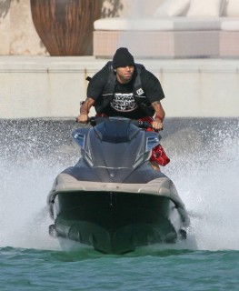 Chris Brown in Miami (Mar. 1st 2009)