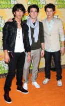 The Jonas Brothers // 2009 Kids Choice Awards Red Carpet