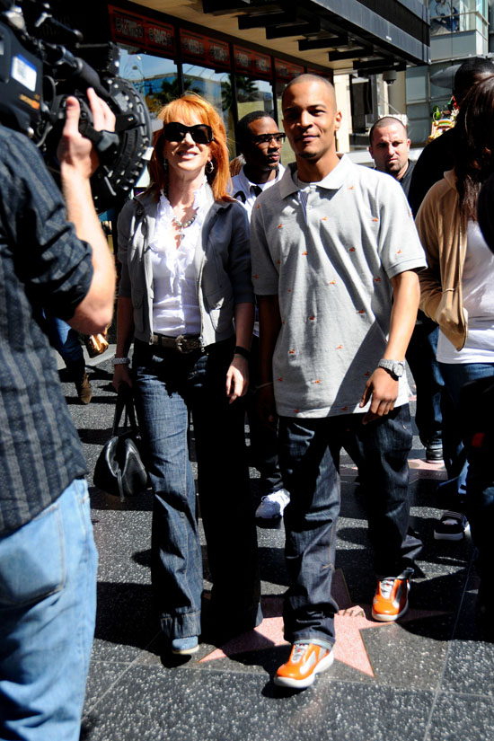 Kathy Griffin & T.I. hanging out in Hollywood (Mar. 3rd 2009)