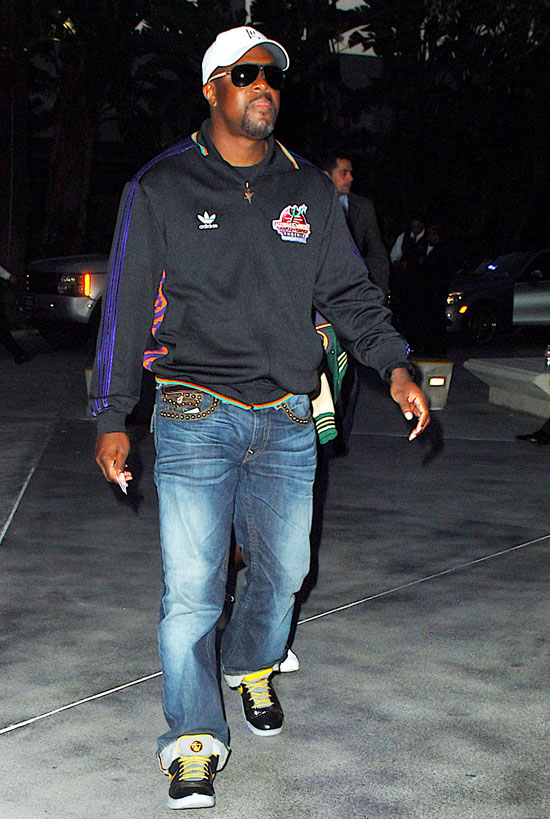 Chris Tucker going to the Lakers game (Apr. 27th 2009)