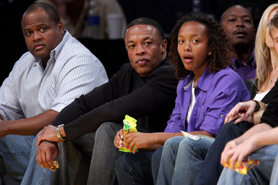 Dr. Dre & his daughter Truly // Lakers game (Apr. 9th 2009)