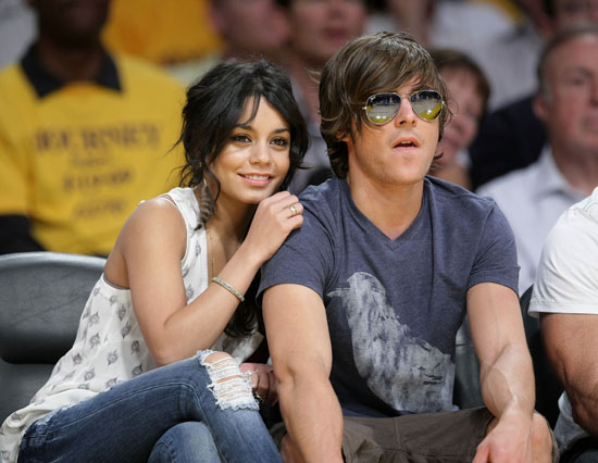 Vanessa Hudgens & Zac Efron // Lakers vs. Jazz basketball game (Apr. 19th 2009)