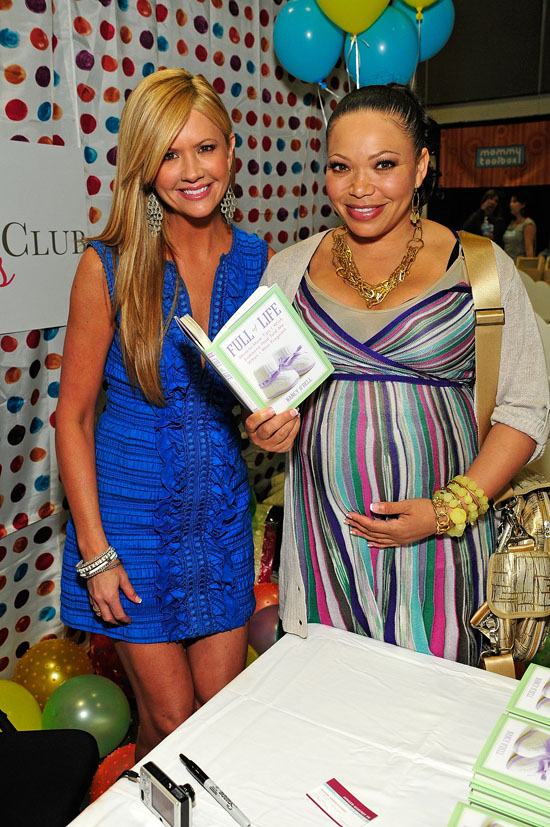 Nancy O'Dell & Tisha Campbell at a signing of Nancy's new book "Full of Life" at the Baby & Tween Celebration trade show