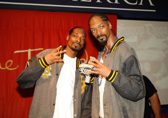 Snoop Dogg and his wax figure at Madame Tussauds in Vegas