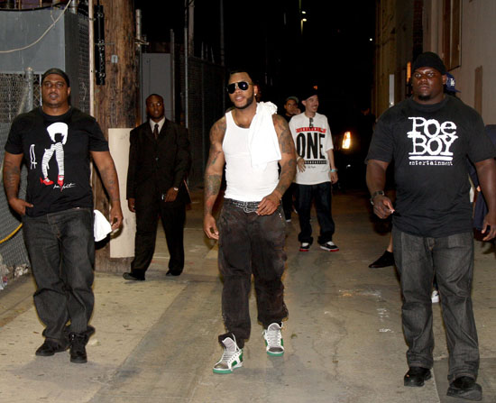 Flo Rida leaving Hollywood, CA venue (May 7th 2009)