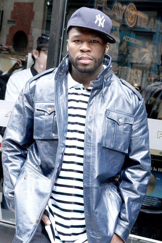 50 Cent leaving Play N Trade in NY (Apr. 30th 2009)