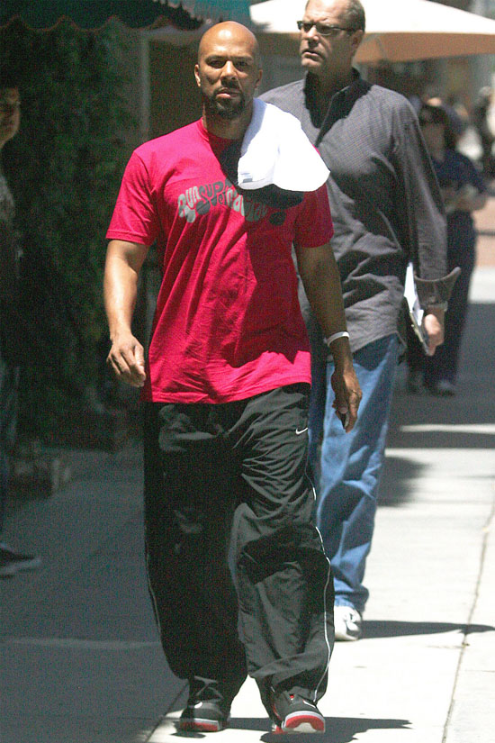 Common leaves the doctor in Beverly Hills (May 7th 2009)