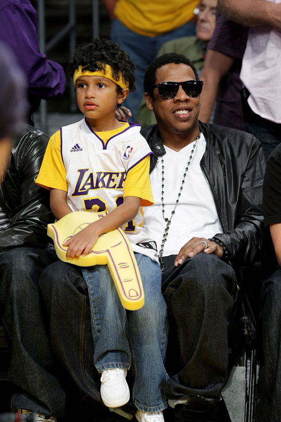 Jay-Z at Lakers/Rockets game (May 4th 2009)