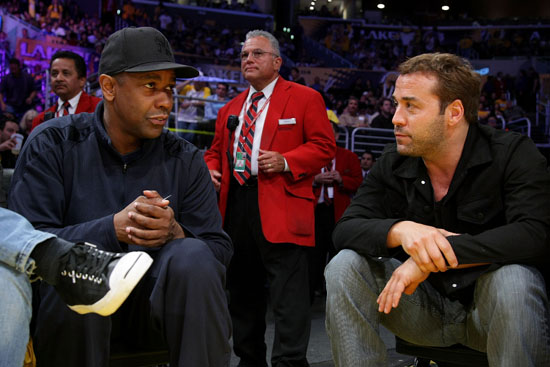 Denzel Washington & Jeremy Piven // Lakers vs. Rockets Playoff Game (May 12th 2009)