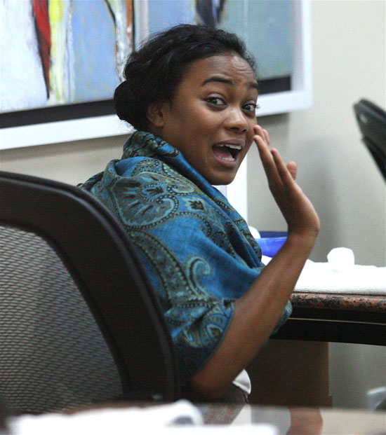 Tatyana Ali at a Beverly Hills nail salon (May 20th 2009)