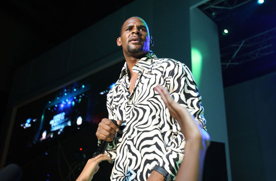 R. Kelly // ARISE Africa Fashion Awards