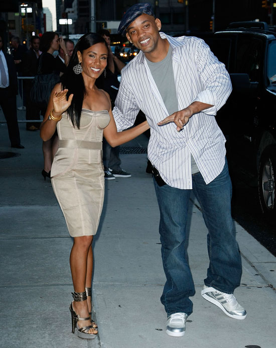 Will Smith & Jada Pinkett Smith outside Ed Sullivan Theater in New York (June 15th 2009)