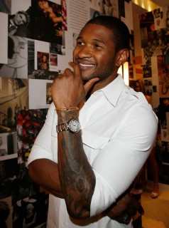 Usher // 100th Anniversary In America Celebration at the Cartier Boutique