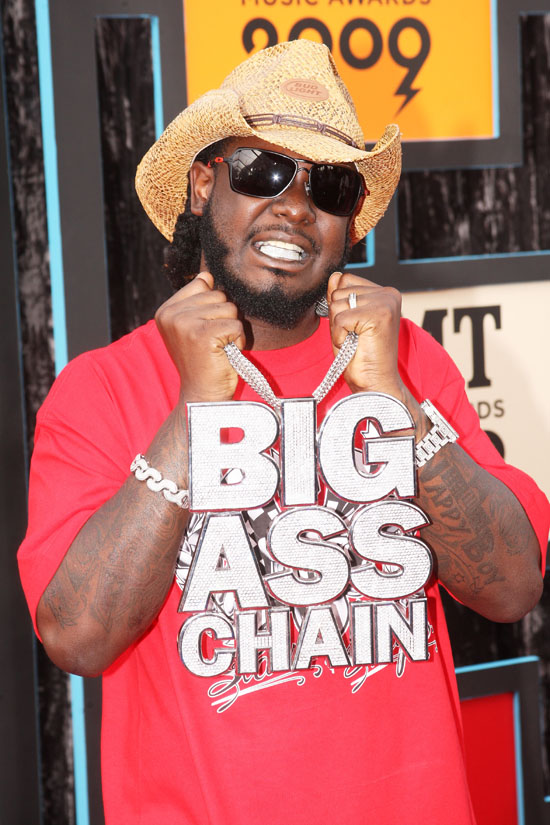 T-Pain // 2009 CMT Music Awards (Red Carpet)