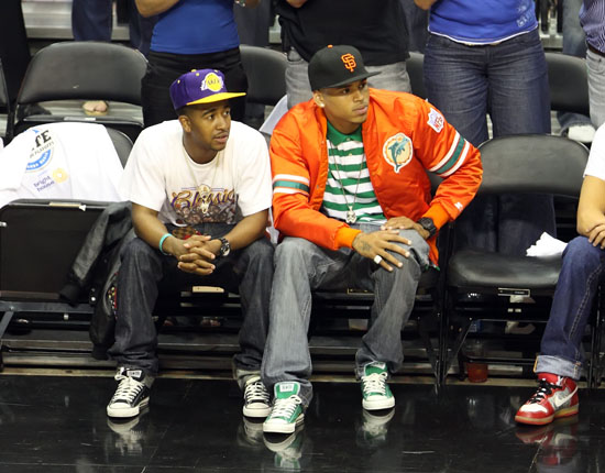 Omarion & Chris Brown // NBA Finals 2009 Game 3 (Magic vs. Lakers) in Orlando, FL (Jun 9th 2009)