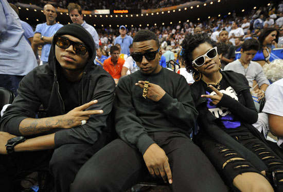 Chris Brown, a friend and Teyana Taylor // Game 5 of the 2009 NBA Finals in Orlando, FL (Lakers vs. Magic - June 14th 2009)