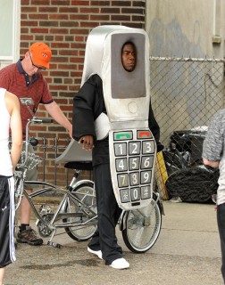 Tracy Morgan on the set of \"A Couple of D*cks\" (aka \"A Couple of Cops\") in Brooklyn, NY (June 3rd 2009)