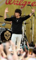 Joe Jonas of The Jonas Brothers The Jonas Brothers // ABC\'s Good Morning America (June 12th 2009)