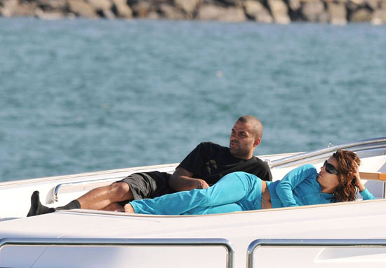 Tony Parker & Eva Longoria on Vacation in St. Tropez (June 2009)