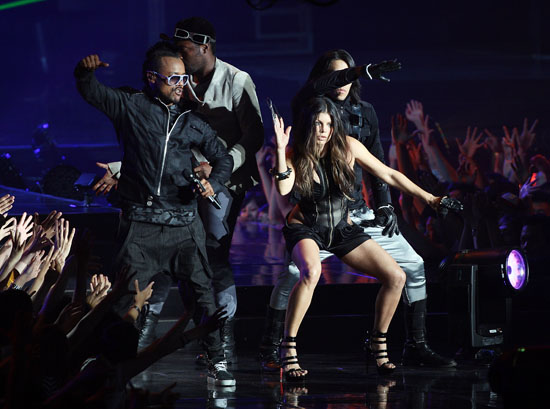 Black Eyed Peas // 2009 MTV Video Music Awards Japan