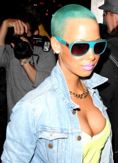 Amber Rose, her green(ish) hair and her colorful outfit outside the Villa in LA (July 2nd 2009)