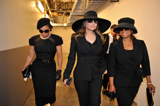 Janet, LaToya and Rebbie Jackson // Michael Jackson's Public Memorial