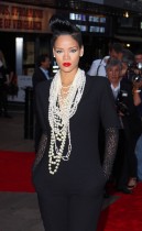 Rihanna // "Inglorious Basterds" movie premiere in the UK