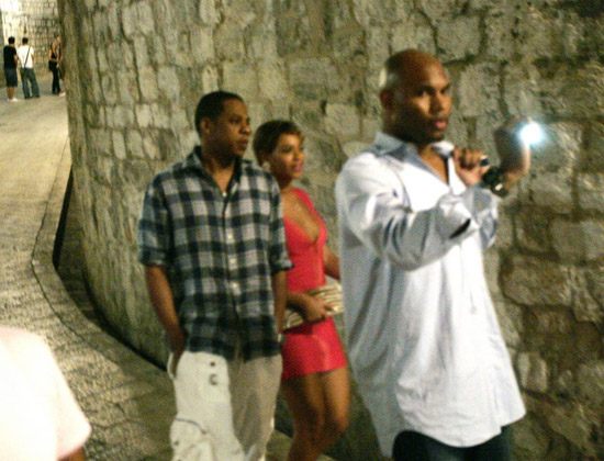 Jay-Z, Beyonce and Beyonce's bodyguard Julius in Croatia (August 18th 2009)