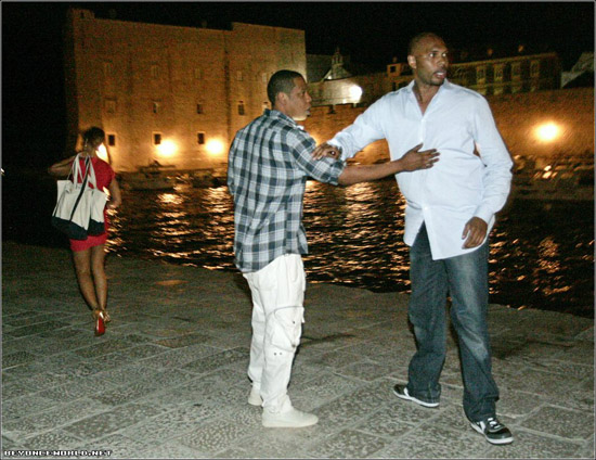 Beyonce, Jay-Z and Beyonce's bodyguard Julius in Croatia (August 18th 2009)