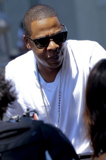 Jay-Z films commercial in Brooklyn, NYC (August 4th 2009)