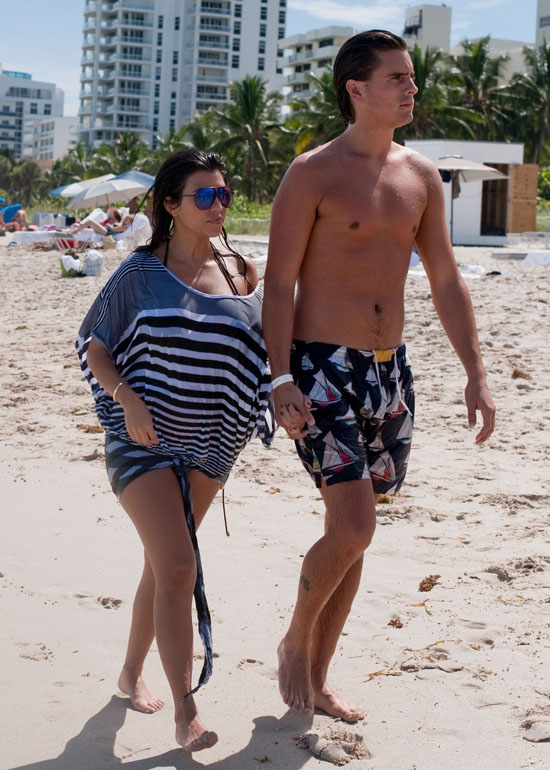 Kourtney Kardashian and Scott Disick at Miami's South Beach (September 6th 2009)