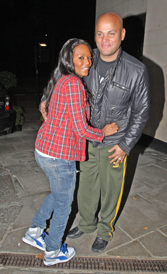 Melanie Brown and Stephen Belafonte outside the May Fair Hotel in London (October 8th 2009)