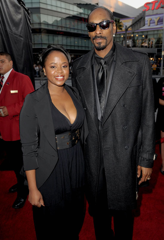 snoop dogg and shante broadus. Snoop Dogg and his wife Shante