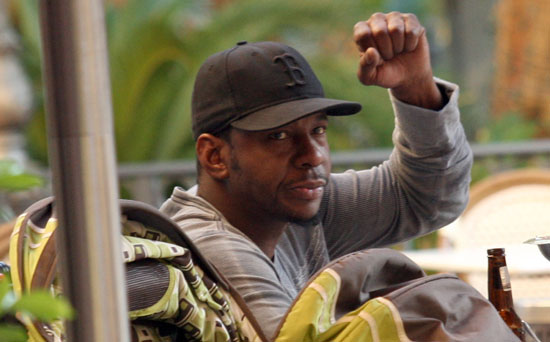 Bobby Brown with his girlfriend Alicia Etheridge and their son Cassius eating lunch in Hollywood, CA - November 16th 2009