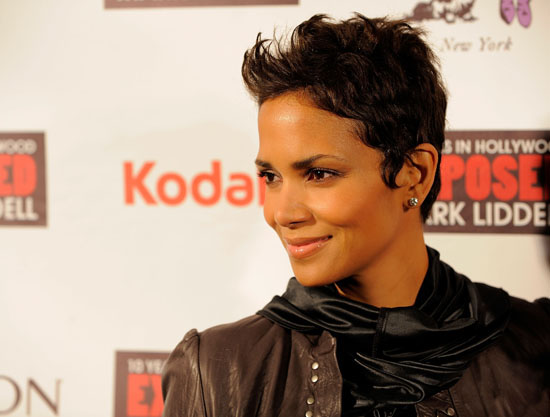 Halle Berry // "An Evening of Awareness" Jenesse Center/Trevor Project Benefit