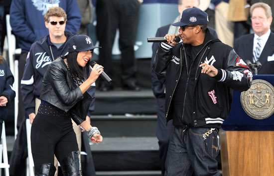 Jay-Z and Bridget Kelly // New York Yankees World Series Victory Parade in NYC